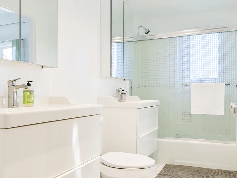 9912 Robbins Dr #9912 — Photo 3