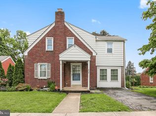 208 W Bellevue Ave, Reading, PA 19605