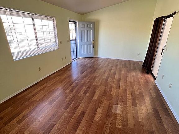 3rd image of 9007 Pecan Ave #2
