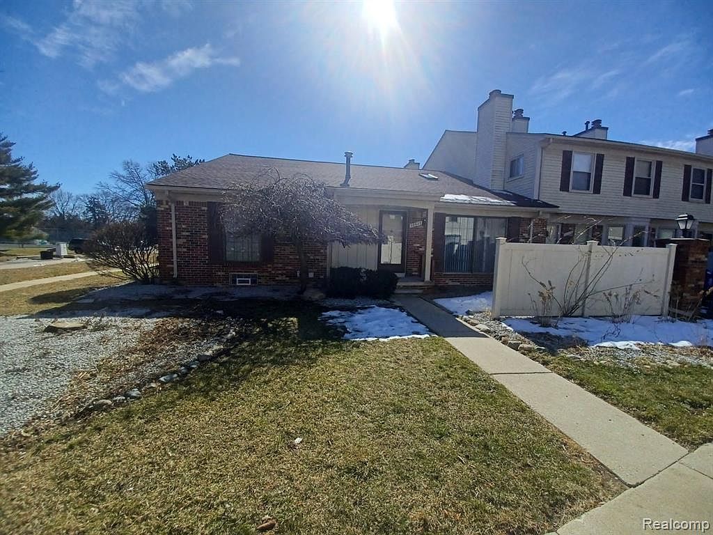 38625 Golfview Dr W, Clinton Township, MI 48038 Zillow