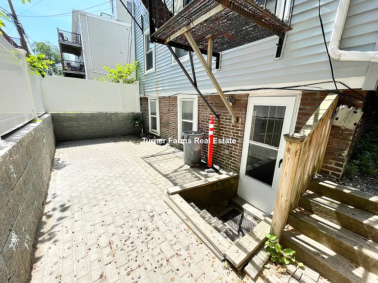 174 Bolton St #1F — Photo 3
