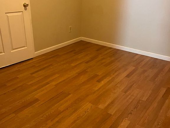 3rd image of 103 Conrad Ct #14