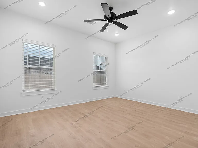 8809 Bainbridge Ct #A — Photo 14