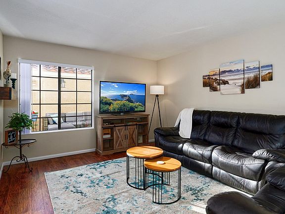 4th image of 2405 Calle Cita