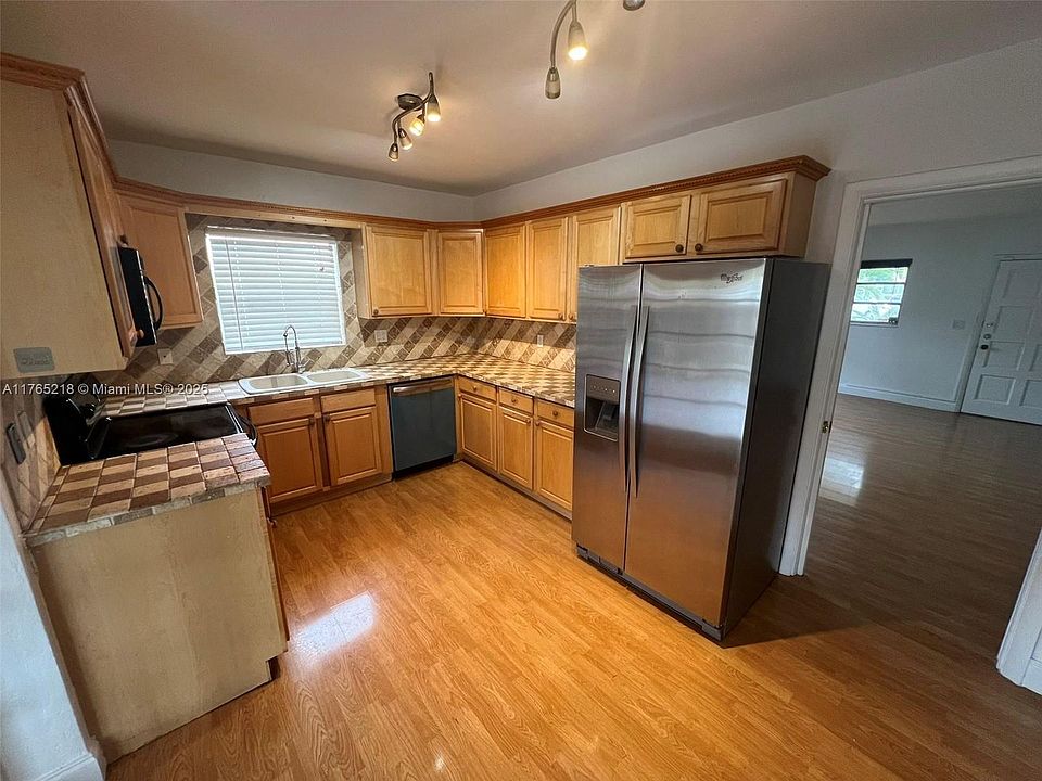 1st image of 2621 NE 209th St #2621