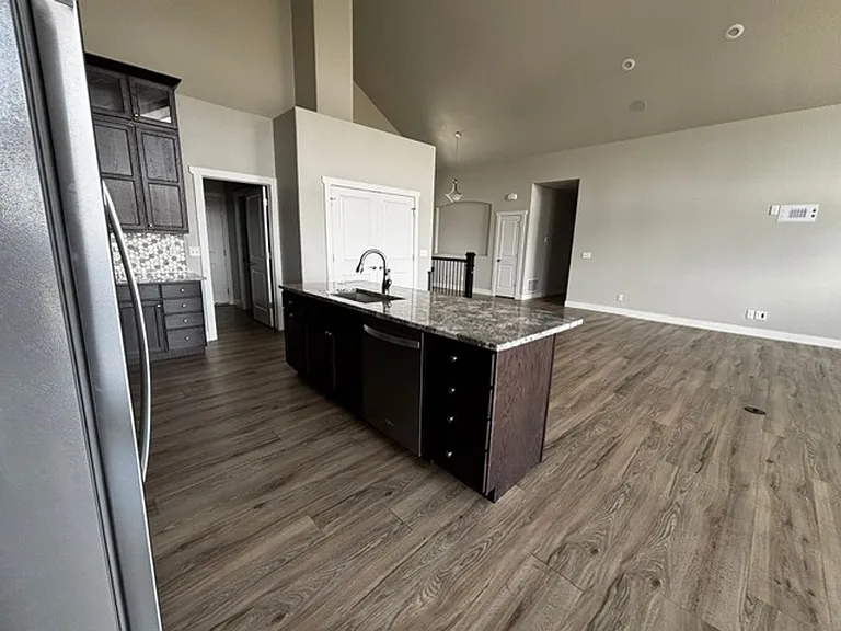 5505 Opal Dr — Photo 11