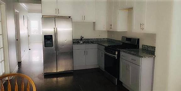 3rd image of 2537 N 73rd Ct