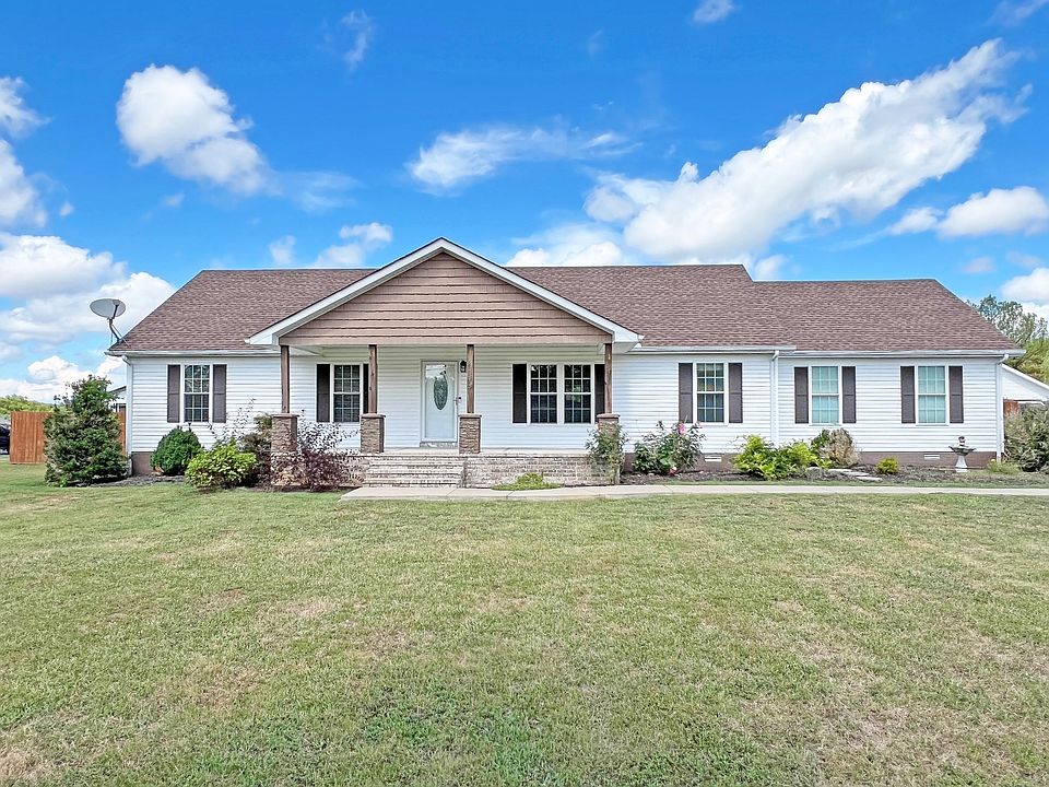 1st image of 715 Mapleview Dr