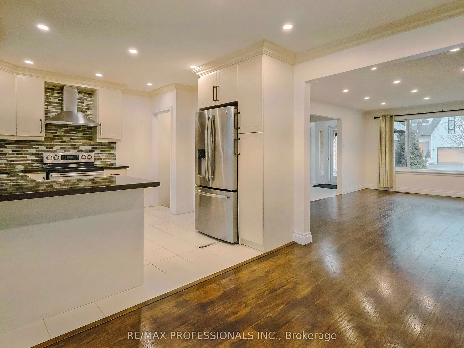 4 bed, $4,450 — Photo 2