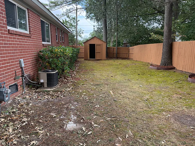 3417 Rainey Rd — Photo 23
