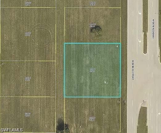 1st image of 518 Chiquita Blvd N