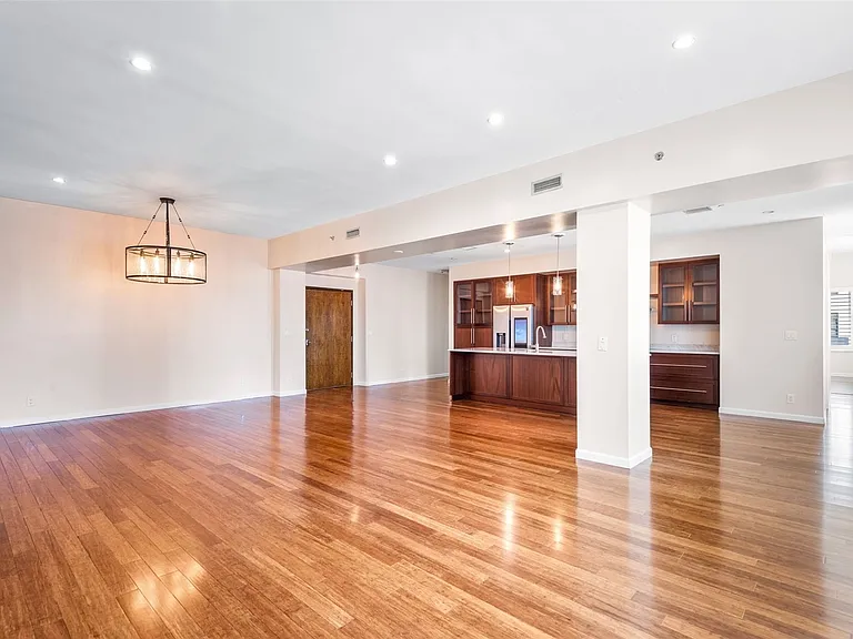405 Central Ave #210 — Photo 9