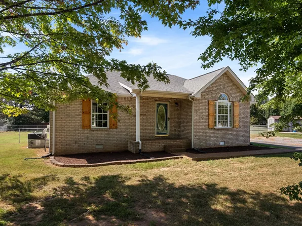 214 Westland St, Portland, TN 37148