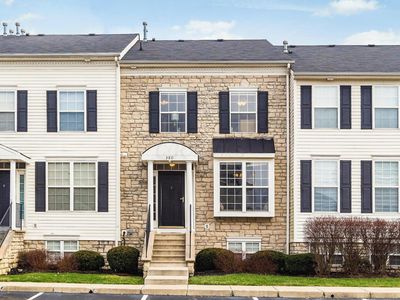 380 Oxford Oak Dr, Blacklick, OH, 43004