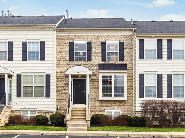 380 Oxford Oak Dr, Blacklick, OH 43004