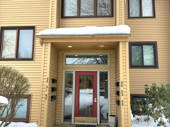 300 Farington Blvd APT 48, Holland, MI 49423