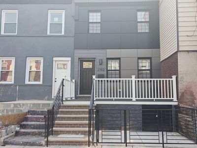 2702 S Marshall St, Philadelphia, PA, 19148