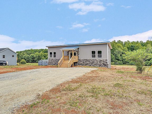 3rd image of 670 Wysong Mill Rd