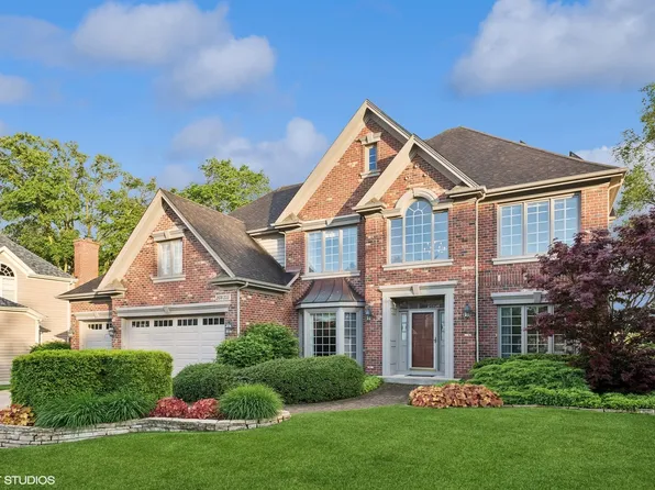 26W255 Enders Ln, Winfield, IL 60190