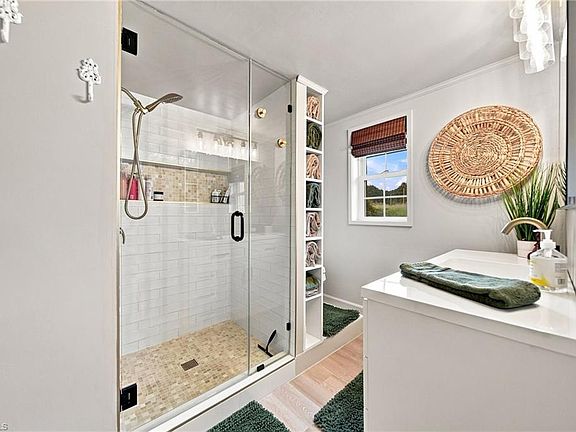 15th image of 5638 Greenhorn Rd