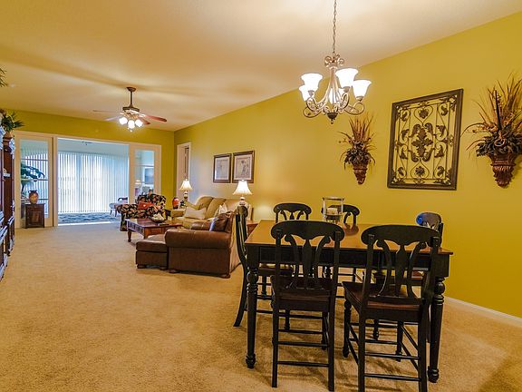 3rd image of 31 Harbour Isle Drive W #101