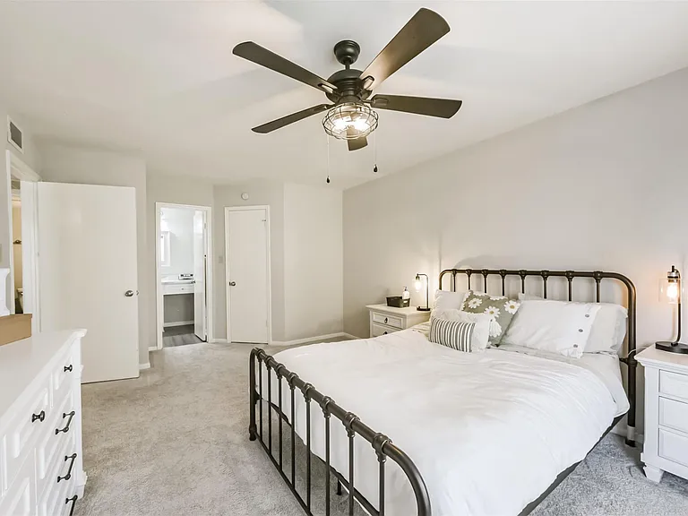 2121 Hepburn St #612 — Photo 19