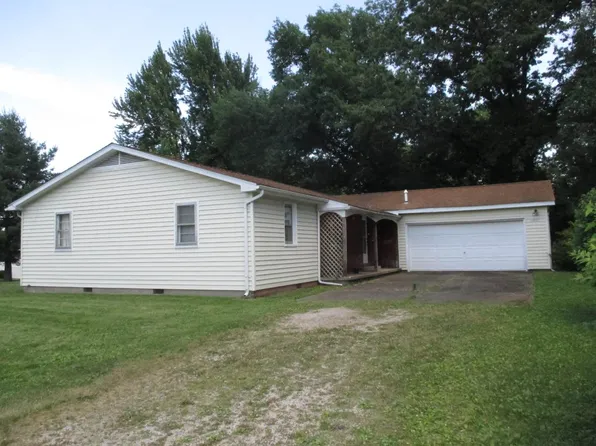 1202 N Rector Ave, Robinson, IL 62454