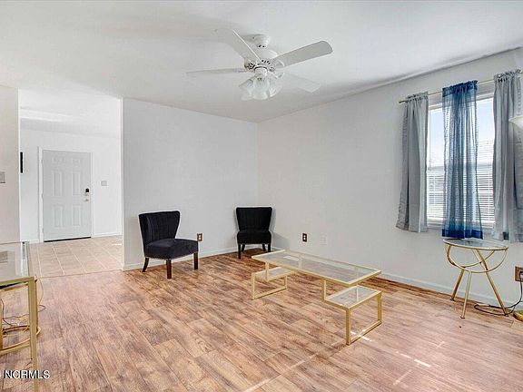 4th image of 114 Sandy Drive