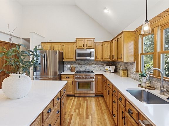 2nd image of 58 Kelleher St