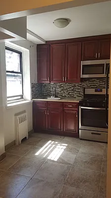 Rented by Aidonis Realty | media 1