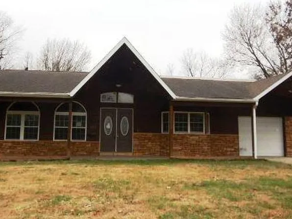 630 Lamplight Ln, Hazelwood, MO 63042