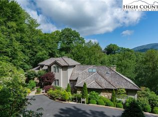 659 Clubhouse Dr UNIT A-2, Banner Elk, NC 28604