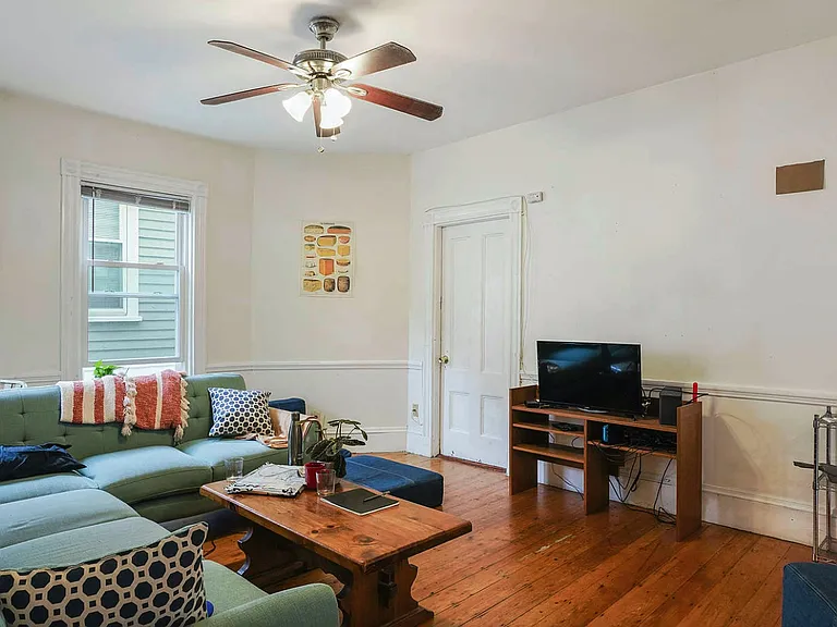 13 Sachem St #2A — Photo 5