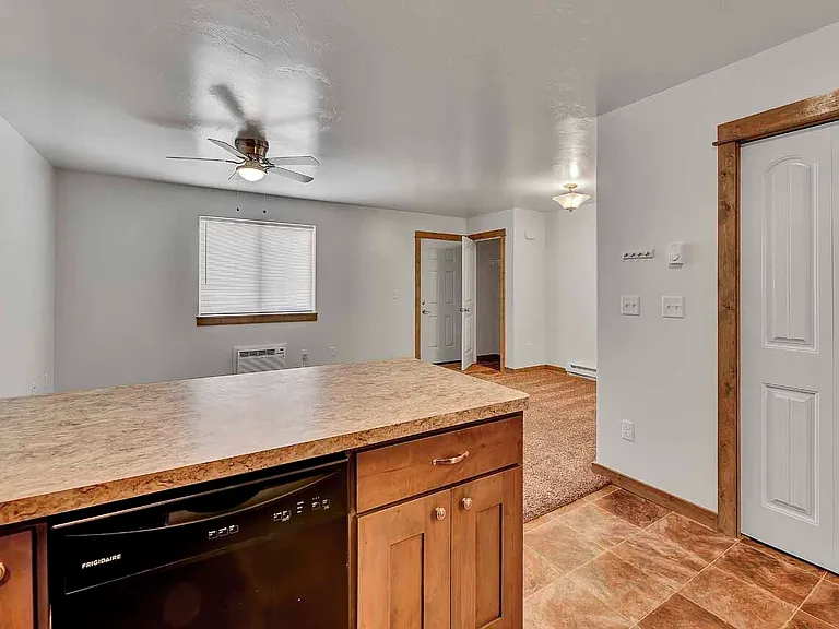 3200 Lark Ave — Photo 6