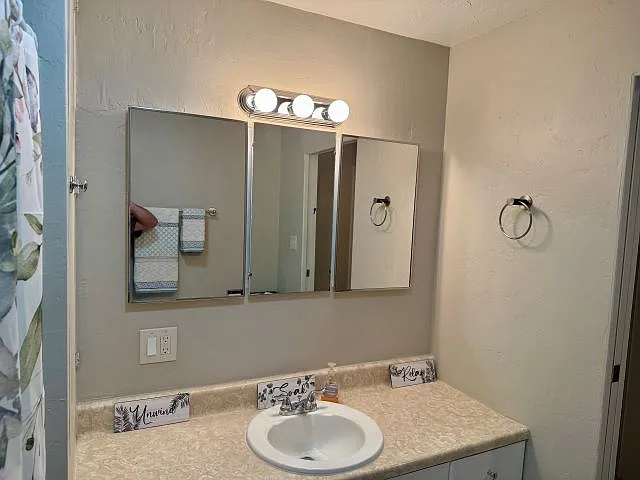 8762 Tyler St — Photo 17