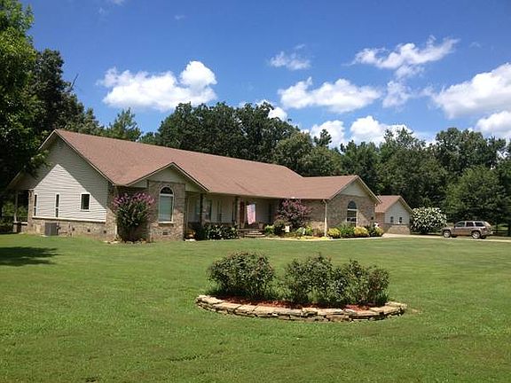 4th image of 1816 White Oak Road