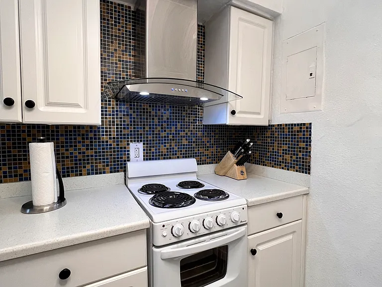 1100 Collins Ave #308 — Photo 14
