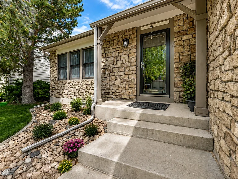 18243 E Adriatic Pl — Photo 5