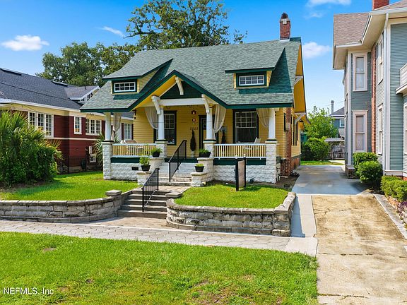2nd image of 2223 HERSCHEL Street
