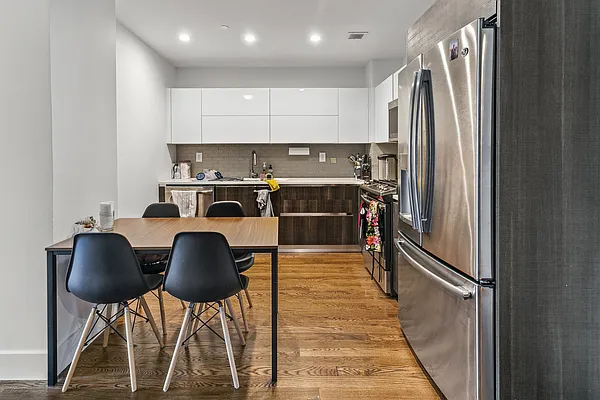 Sold by Compass | media 4