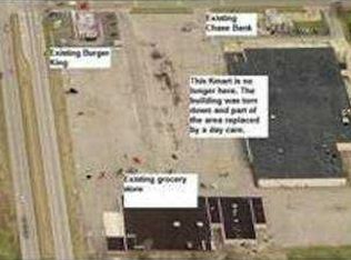 2222 Fairless Dr, Lorain, OH 44055