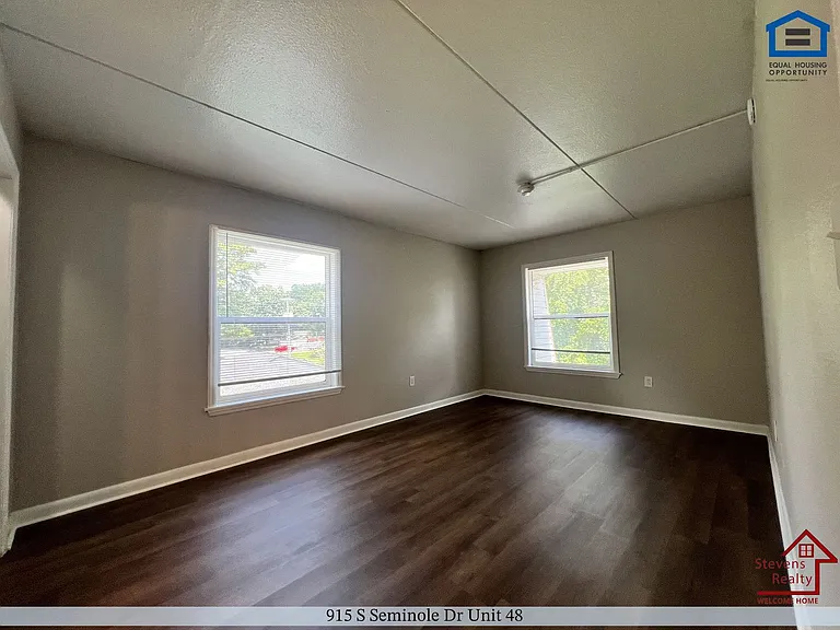 Ridge Terrace Apartments — Photo 22