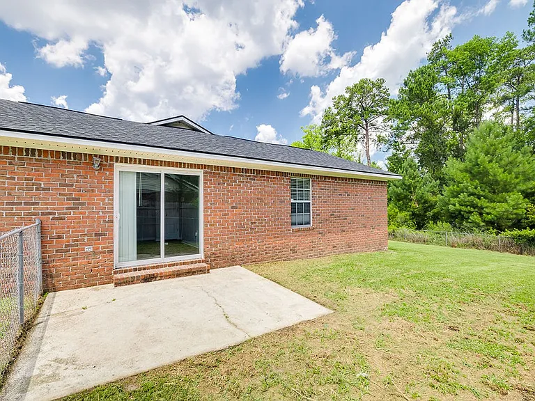 208 Mulberry Way — Photo 23