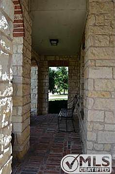 5th image of 867 Pasatiempo Dr