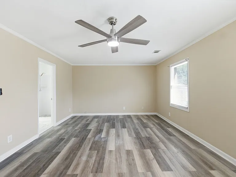 320 Forestgate Ct — Photo 19