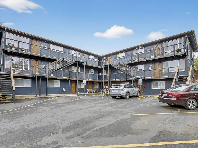 8809 N Edison St #8809 — Photo 6