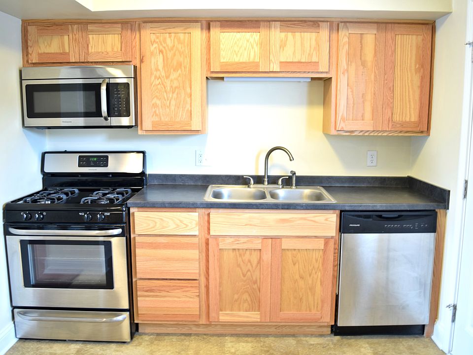 2nd image of 1350 Dr M L King Jr St