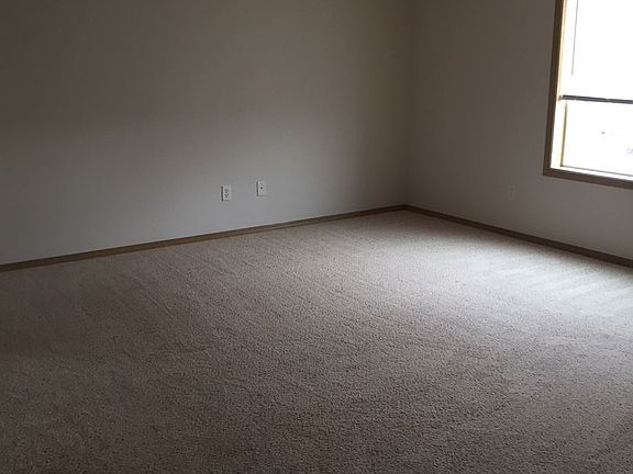4th image of 1905 Leanne Ave