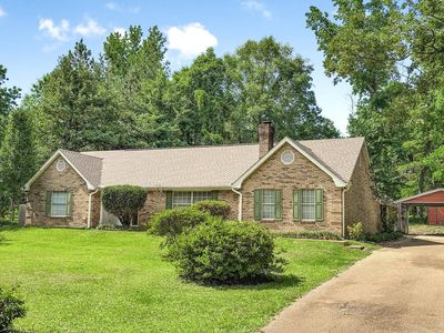 1062 Howell Dr, McComb, MS, 39648