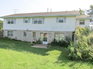 7021 W Fox Dr, Enid, OK 73703